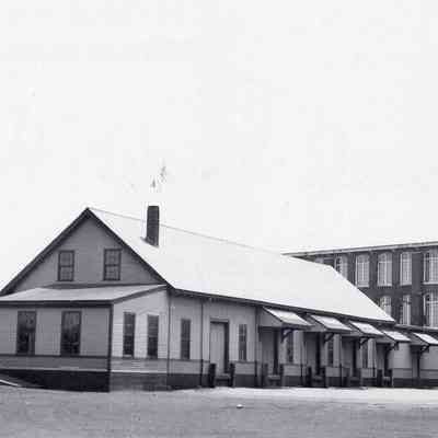 Railroads - Weir Freight House - 1936