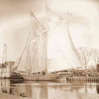 Taunton River - The Sarah L. Thompson