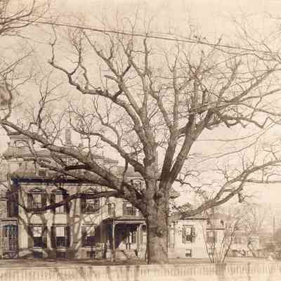 Taunton - Somerset Avenue - Captain William H. Phyllis