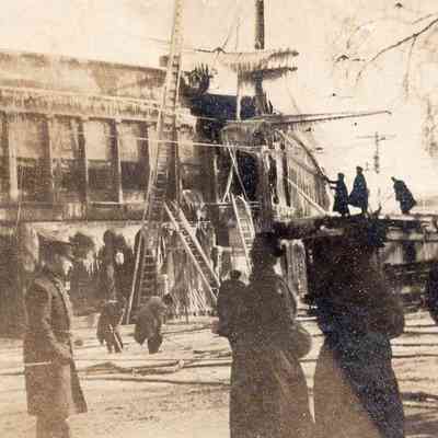 Taunton - Taunton Green - East Side - Taylor Building Fire 1918