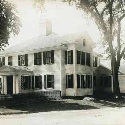 Dr. Charles Talbot House, Dighton