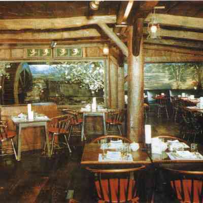 Taunton - Summer Street - Interior Herring Run Restaurant - 1950s