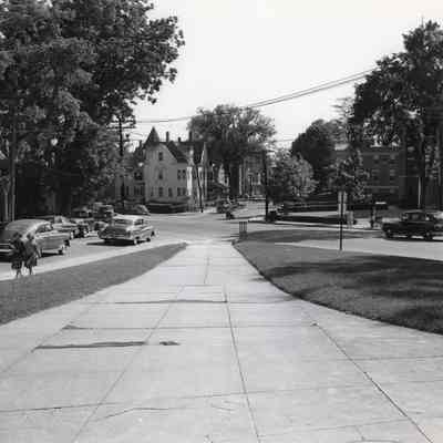 Taunton - Broadway - Saint Mary's Square - 1950