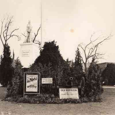 Taunton - Taunton Green - Christmas Display - 1940