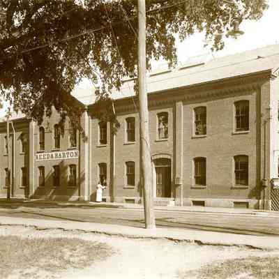 Reed & Barton, 1905