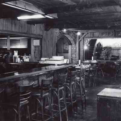 Taunton - Summer Street - Herring Run Inn - 1950s