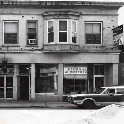 Taunton - Broadway