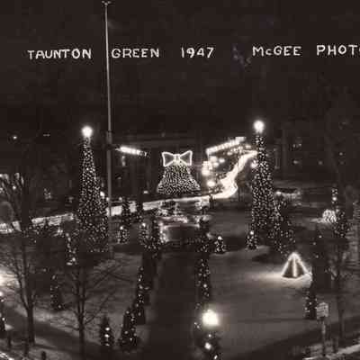 Taunton - Taunton Green - Christmas Display - 1947