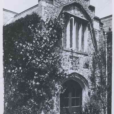 Grave of Katherine Pole, Devonshire, England