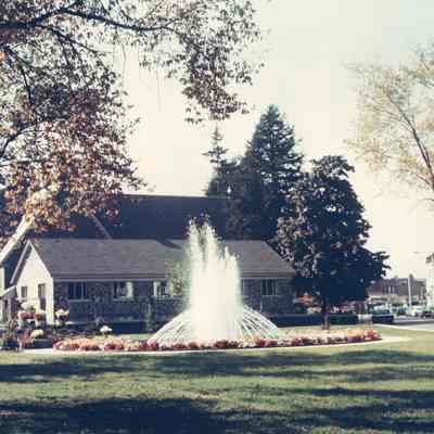 Taunton - Church Green - Vietnam Memorial Fountain - 1970