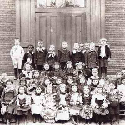 Barnum Street School - Students - 1895