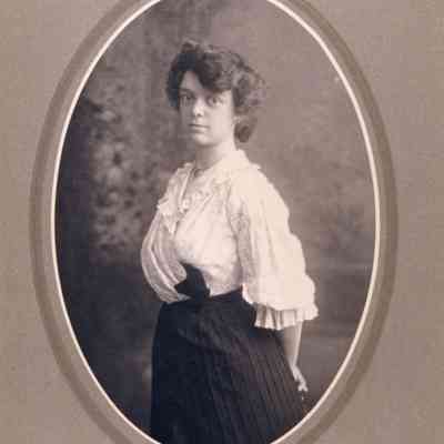 People - Jones - Sarah Gardner Jones Dyer