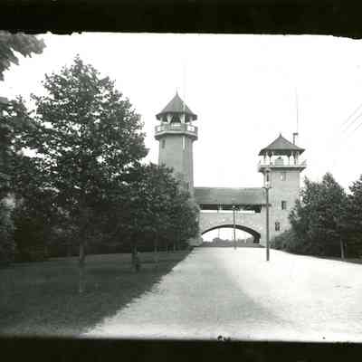 Dighton - Dighton Rock Park Entrance