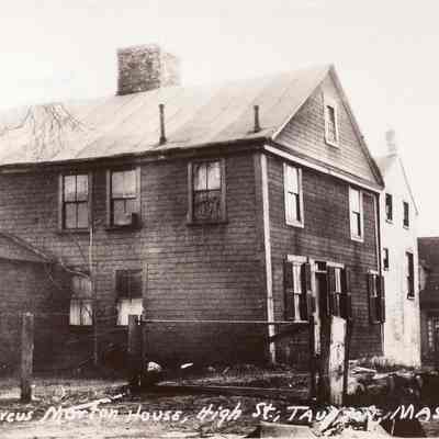 Taunton - High Street - Marcus Morton House