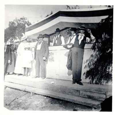People at the Coney Island Bathhouse at Duwamish Head