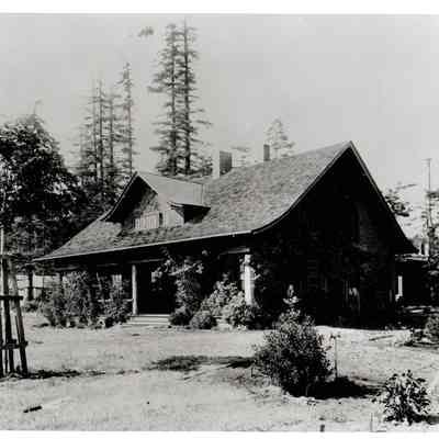 3/4 View of Rose Lodge