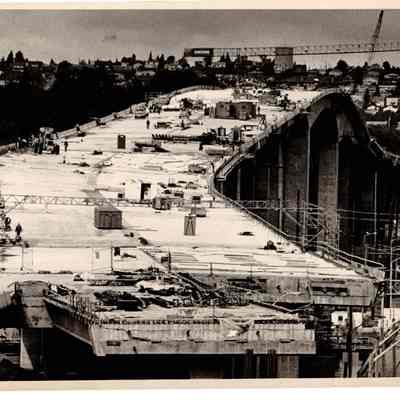 Construction of West Seattle Bridge
