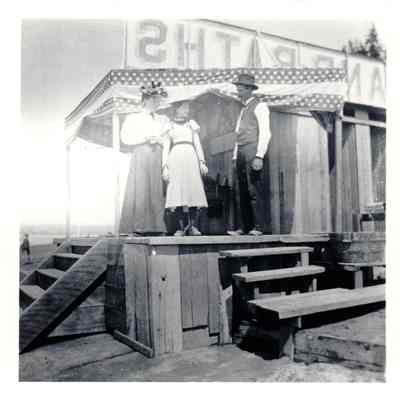 Coney Island Bathhouse at Duwamish Head