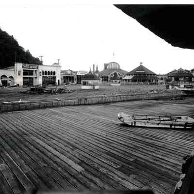 Deserted Luna Park