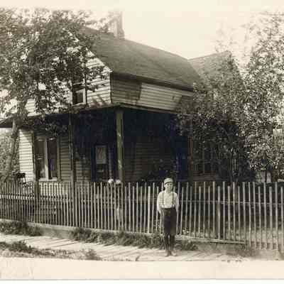1236 Cloverdale