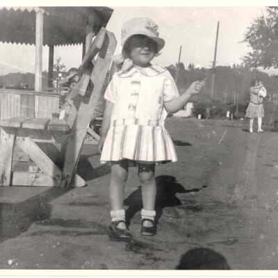 Female child next to Alki bandstand.