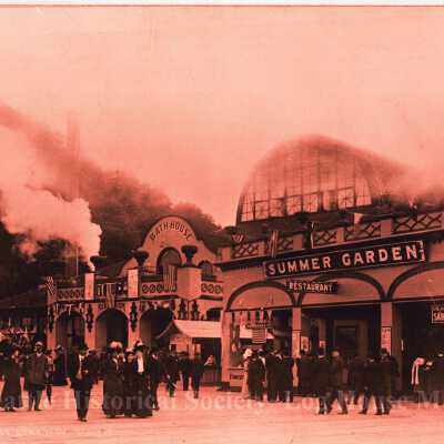 "Summer Garden" Restaurant building at Luna Park