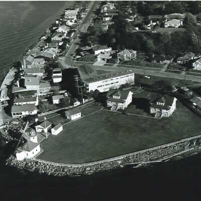 Alki Point lighthouse