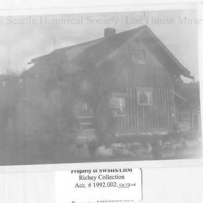 Alki, log house built by Mr. Jacobsen.