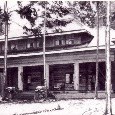 winter photo - the Fir Lodge