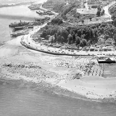 Luna Park pilings at low tide