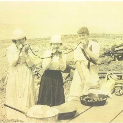 Picnic at Thurlow's beach