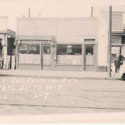 4717 California Ave.: Copyright: Photograph is in the public domain.; Origsize: 5" x 3"; Origformat: Print-Photographic; Resolution: 100 dpi