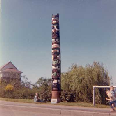Admiral totem