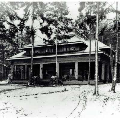 Carriage House and Fir Lodge