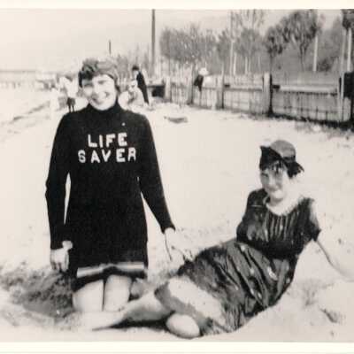 Alki, LIfeguard and victim, 09/02/1915.