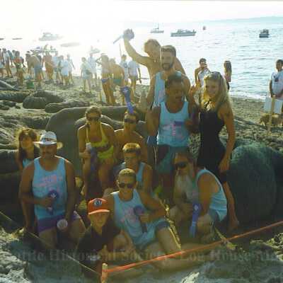 Alki sand sculptures: Origformat: Print-Photographic; Resolution: 150