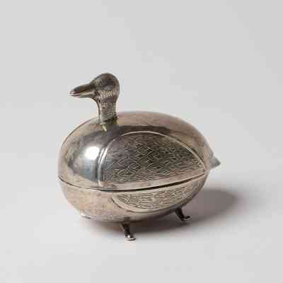Etrog box
