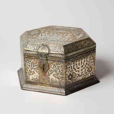 Etrog box