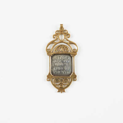 Amulet pendant