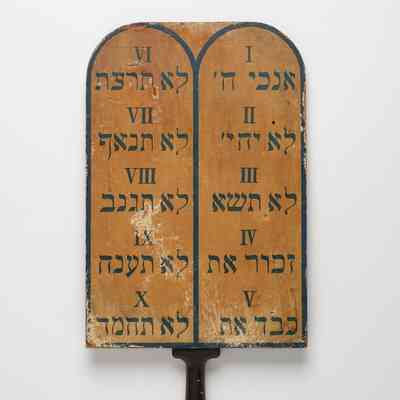 Hand-held decalogue
