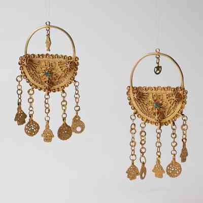 Teklila (head decorations)