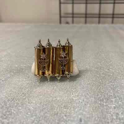 Cufflinks