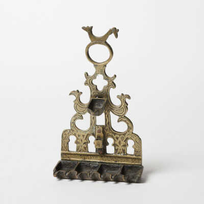 Hanukkah lamp