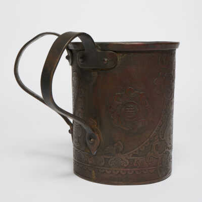 Double handle cup
