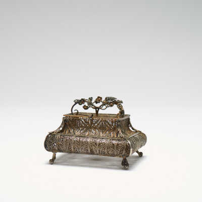 Spice box