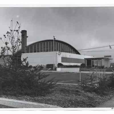 Photograph of Willamalane Pool built in 1963, Springfield