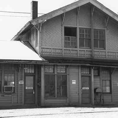 Photograph of the Springfield Depot, Springfield, OR, Date Unknown.
