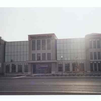 Photograph of Pacific Continental Bank, Harlow Road, Springfield, circa 1990