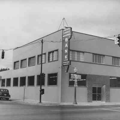 Photograph of The United States National Bank, Springfield, Oregon, 1946