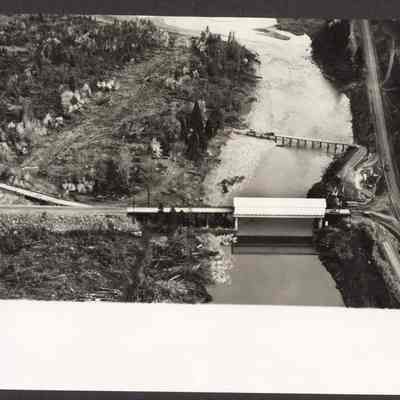 Aerial photograph of Covered bridge, Highway 58, Lowell